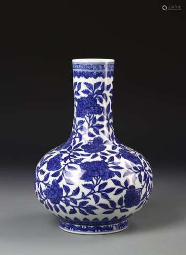 Chinese Blue And White Vase