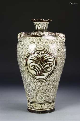 Chinese Cizhou Yao Meiping Vase