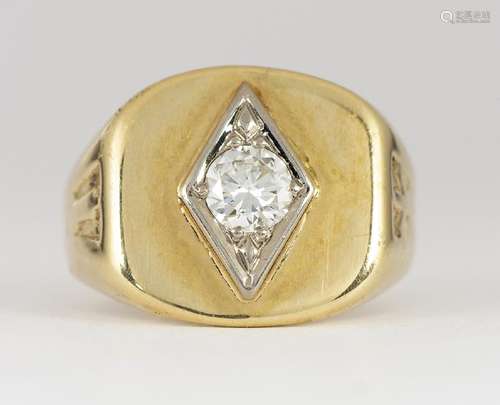 Diamond and 10k yellow gold ring