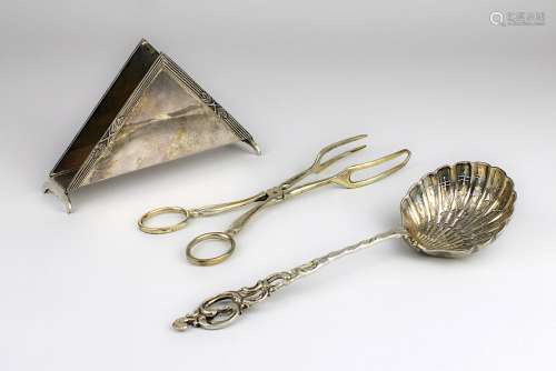 Serviettenständer, Sieblöffel und Gebäckzange aus 800er Silber, 2.H.20.Jh., alle Teile gepunzt,