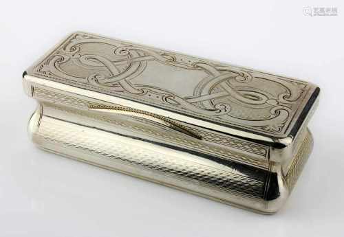Silberne Biedermeier-Schnupfdose, Wien 1861, längliche rechteckige Form, profilierte Seiten,