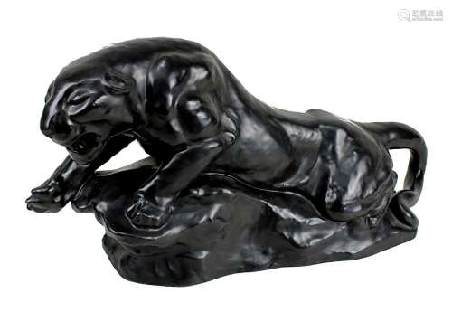 Jaguar Keramik-Figur, Art-Déco 1937, Keramik, heller Scherben, glänzend schwarz glasiert, im Boden