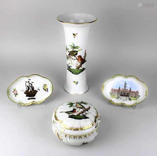 Vier Teile Herend-Porzellan, Ungarn 2. H. 20. Jh., bestehend aus Vase in Spindelform und Deckeldose,