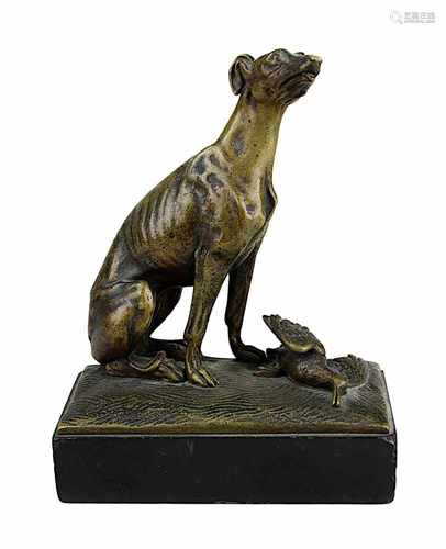 Jagdund mit Schnepfe, Kleinbronze wohl Frankreich um 1900, Bronze mit goldbrauner Patina, auf