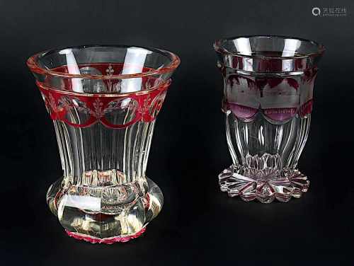 Biedermeier-Badebecher und Trinkglas, Böhmen um 1845, Badebecher aus Klarglas, Wandung mit