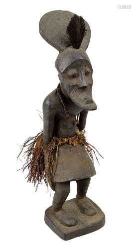 Kleine Figur wohl der Kete oder Mbole, D. R. Kongo, Holz geschnitzt, Maskentänzer? gebeugte