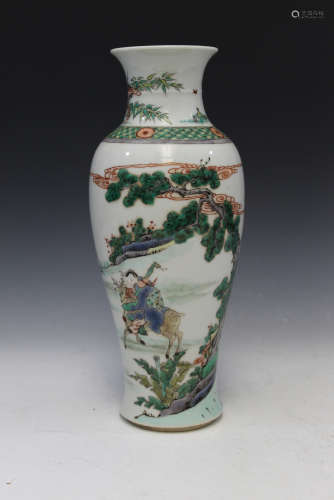 Chinese famille verte porcelain vase, mark on the