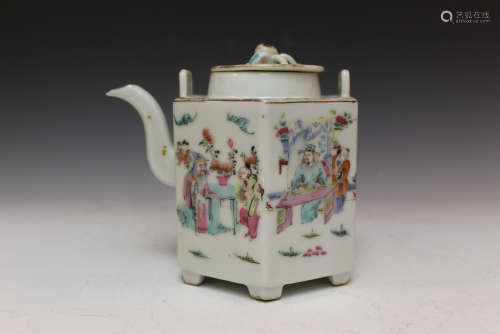 Chinese famille rose porcelain teapot, Tongzhi mark,