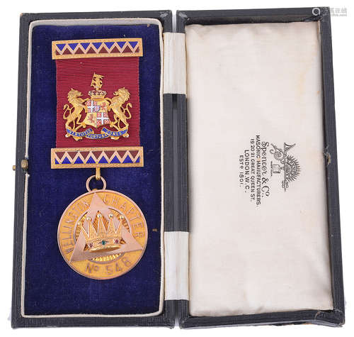 A 9ct gold and enamel Wellington Chapter No 548 Masonic medal