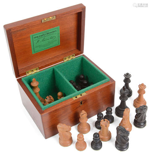 A modern Jacques & Son Staunton Chessmen ebony and boxwood chess set c.1970