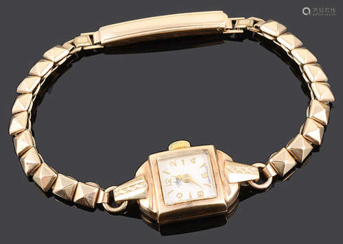 A ladies 9ct gold Avia wristwatch