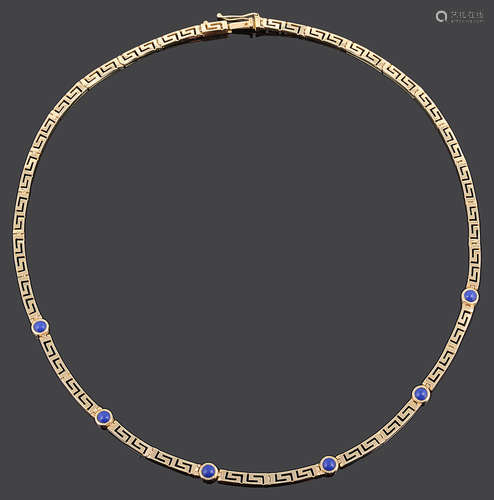 A contemporary Continental 14k gold lapis lazuli set necklace