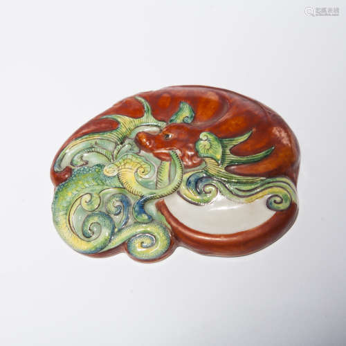 A Chinese Famille-Rose Porcelain Palette