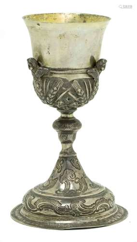 Silver cup,18th century, chiselled and hand-finished. Cherubs docorations. From Sicily, 18th -