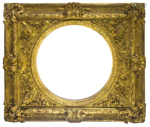 Golden pier glass from the 19th century. Cm 114x135