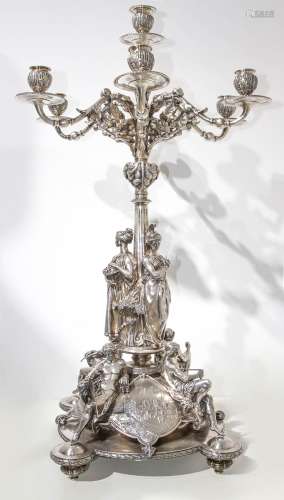 7 lights, silver chandelier. Punch Sterling 925, London 1874. At the base, four characters and in