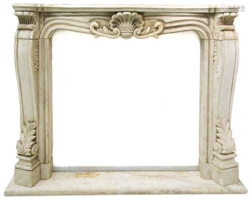 Fireplace in white marble, 20th century. 110cm x 135cm x 23cm