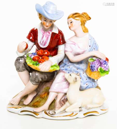 Belgian porcelain, Couple scene. 20th century. H cm 15