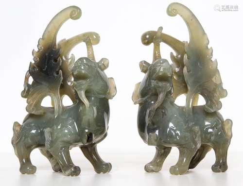 Couple of winged Pho dogs. 20th century. H cm 17. Minor chips