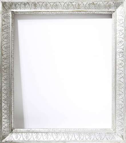 Silvery framer from the 20th century. Cm 86x77