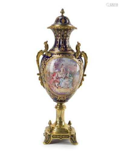 A Sèvres-style urn