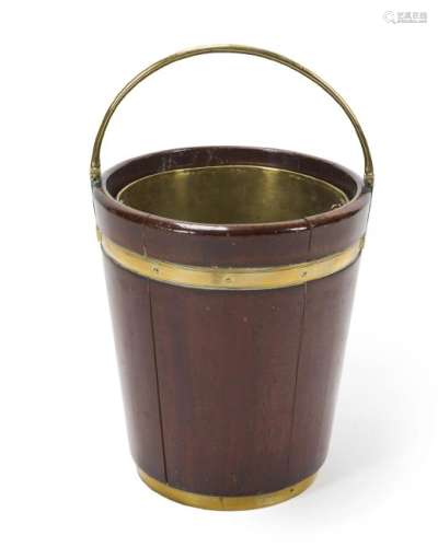 An English mahogany bucket