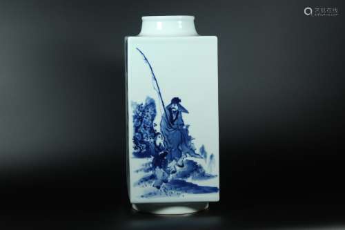 A Chinese Blue and White Porcelain Vase