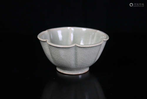 A Chinese Yaozhou Porcelain Bowl