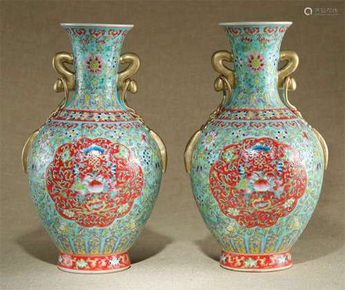 A Pair of Chinese Famille-Rose Porcelain Vases