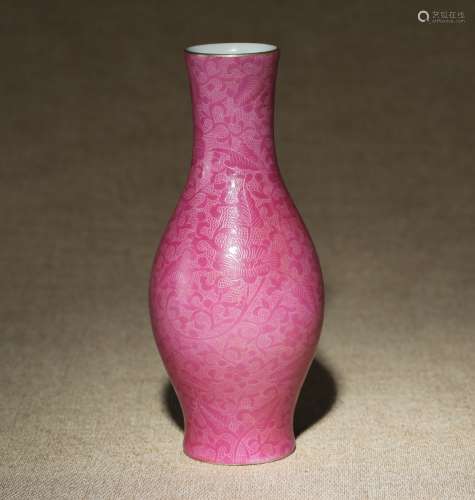 A Chinese Pink Glazed Porcelain Vase