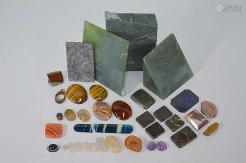 A quantity of polished stones