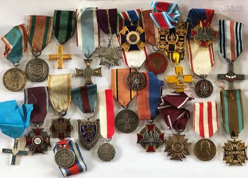 A large quantity of mainly WWII period Polish awards and medals