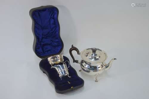 Edwardian silver bachelor teapot