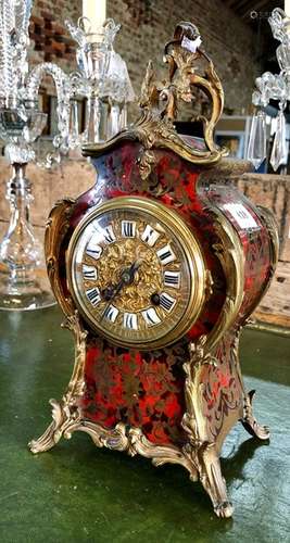 A 19th Boulle clock, ormolu and tortoiseshell