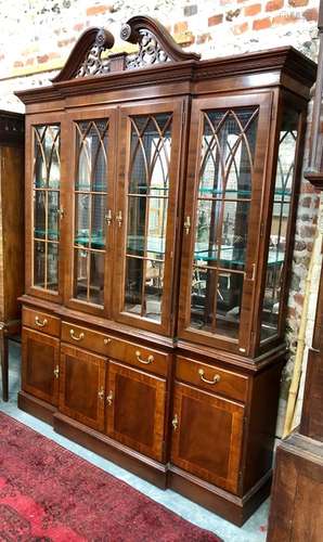 Ethan Allen (USA) a Victorian style glazed mahogany library bookcase/cabinet