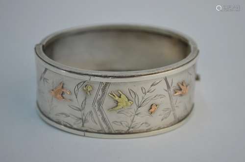 A Victorian silver half hinged oval bangle