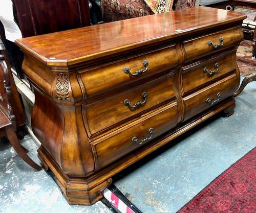 Ethan Allen (USA) a good quality large bombe form chest of six drawers