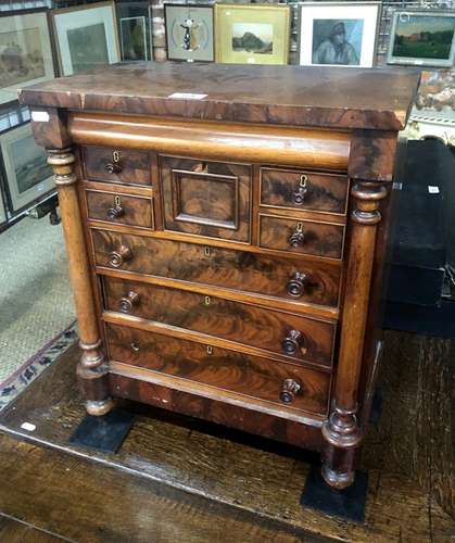 Victorian mahogany table top chest of drawers in the Scottish style, with full width cavetto