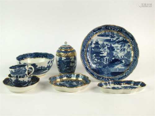 Eight pieces of Caughley porcelain