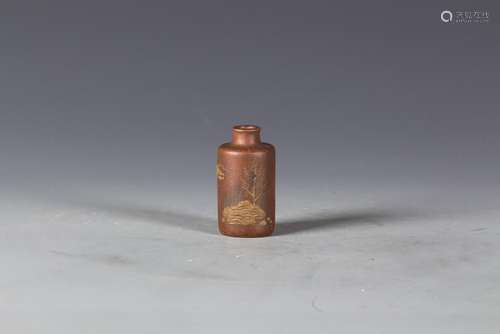 A ZISHA SNUFF BOTTLE