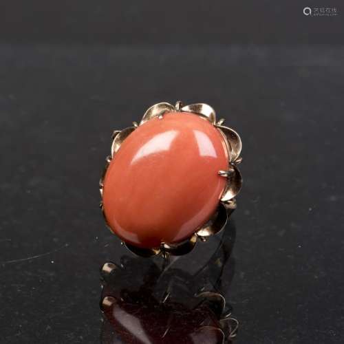 A CORAL COLOR RING