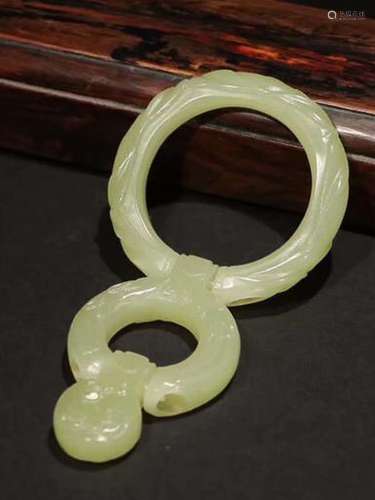 YELLOW HETIAN JADE THREE ROUND PIECE