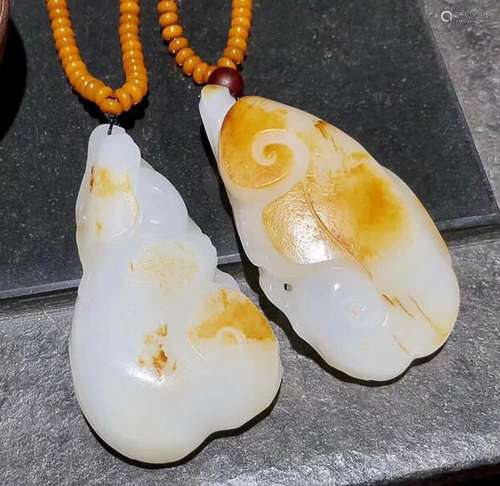 HETIAN JADE LING ZHI RU YI PENDANT FOR 2