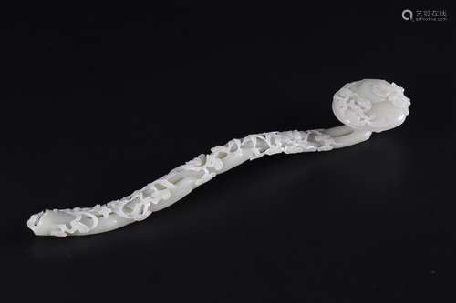 WHITE HETIAN JADE FU SHOU RU YI ORNAMENT