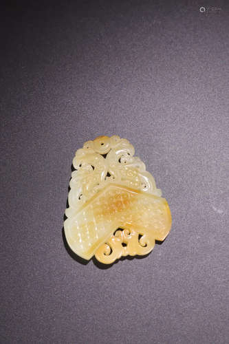 A HETIAN JADE DOUBLE PHOENIX PENDANT