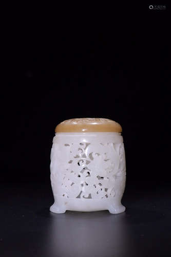 A HETIAN JADE 'BAOXIANGHUA ' INCENSE HOLDER