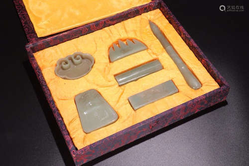 A SET OF HETIAN JADE STUDY SUPPLIES