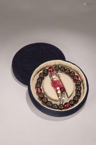 A CHENXIANG WOOD EIGHTEEN BEADS ROSARY