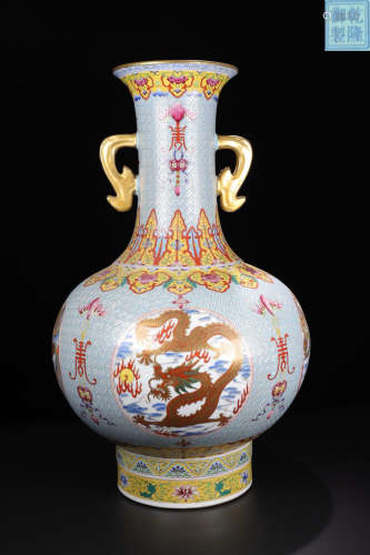A ENAMELED DRAGON AND PHOENIX  PATTERN OUT LINE IN GOLD EARS VASE