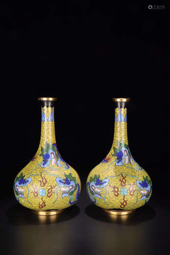 A PIRE OF BRONZE  CLOISONNE DRAGONS PATTERN YUHUCHUNPING VASES